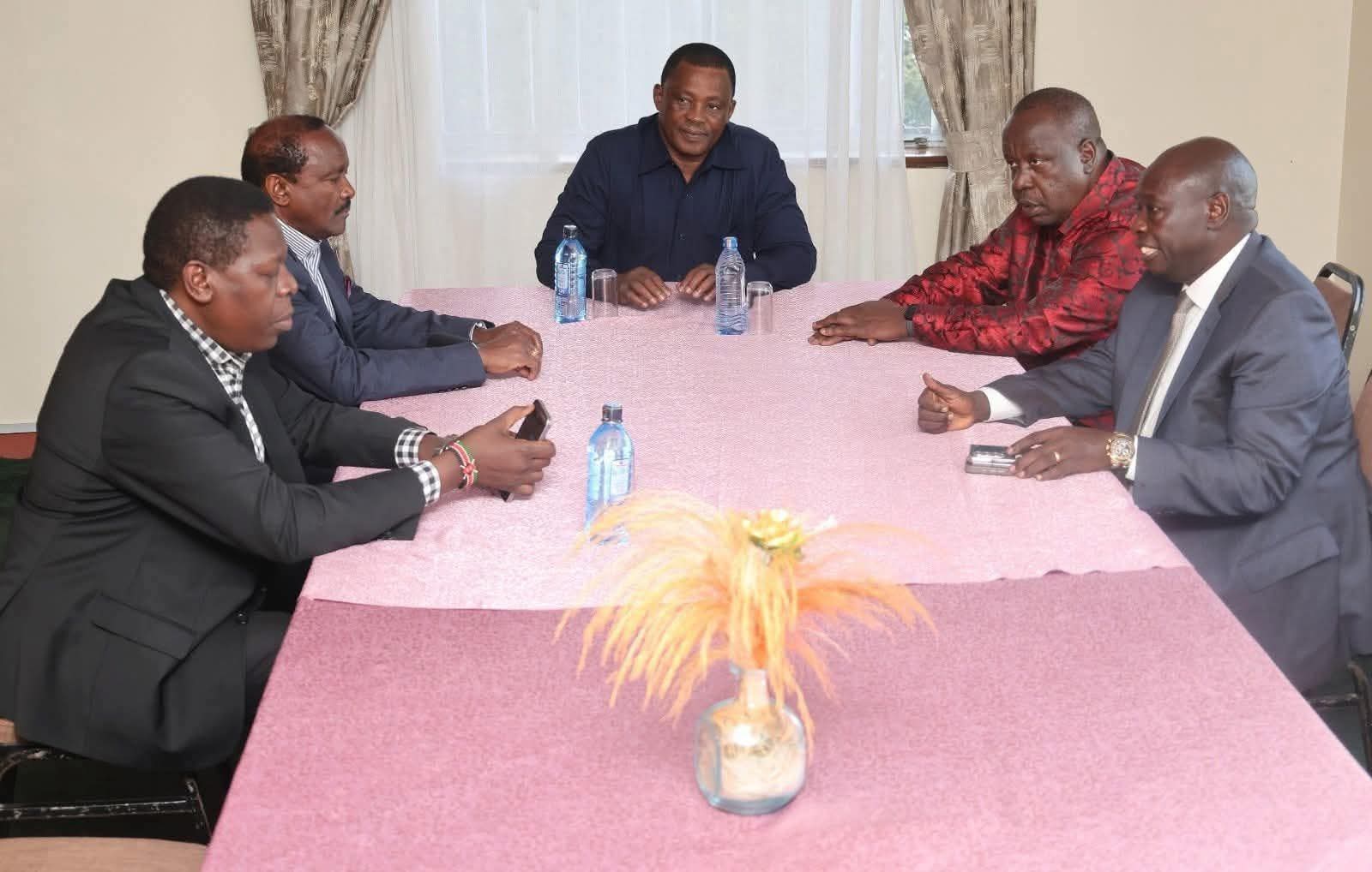 Kila mtu akiita mkutano yake…