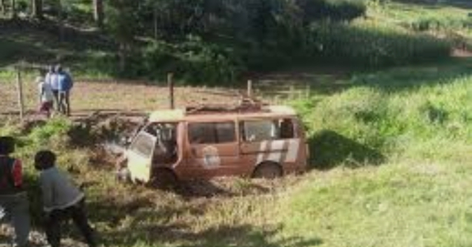 Panic in Endarasha as School van Rolls Into Ditch, Pupils Injured