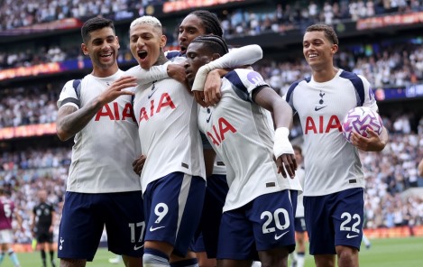 Liverpool Held by Forest as Newcastle Deepen Tottenham Crisis in Saturday Football